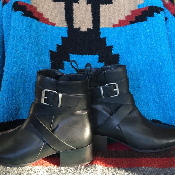 FLASH SALE! Jigsaw black leather buckle boots - Picture 6 of 8